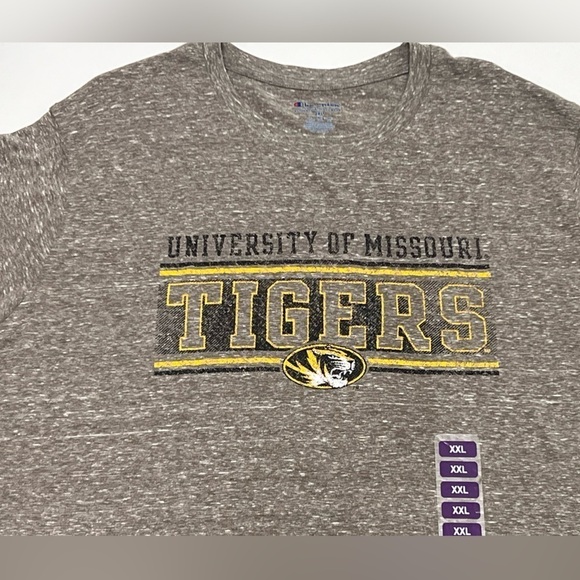 Champion Men’s Authentic Athleticwear Tee Shirt - XXL - Picture 2 of 5